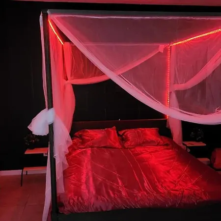 La Maison Accueille De 2 A 8 Personnes