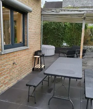 La Maison Accueille De 2 A 8 Personnes *