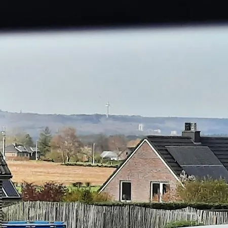 La Maison Accueille De 2 A 8 Personnes Lontzen
